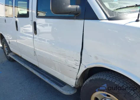 2017 GMC Savana 2500 Work Van из США, поврежденный, VIN 1GTW7AFF6H1906814